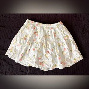 Old Navy White Floral Skirt with Pink & Green Blossoms Size 4T